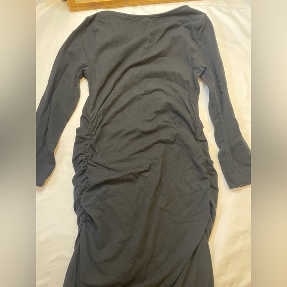 Isabel size small maternity black midi dresss - Picture 4 of 7